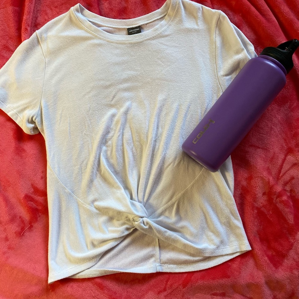 Knotted workout top